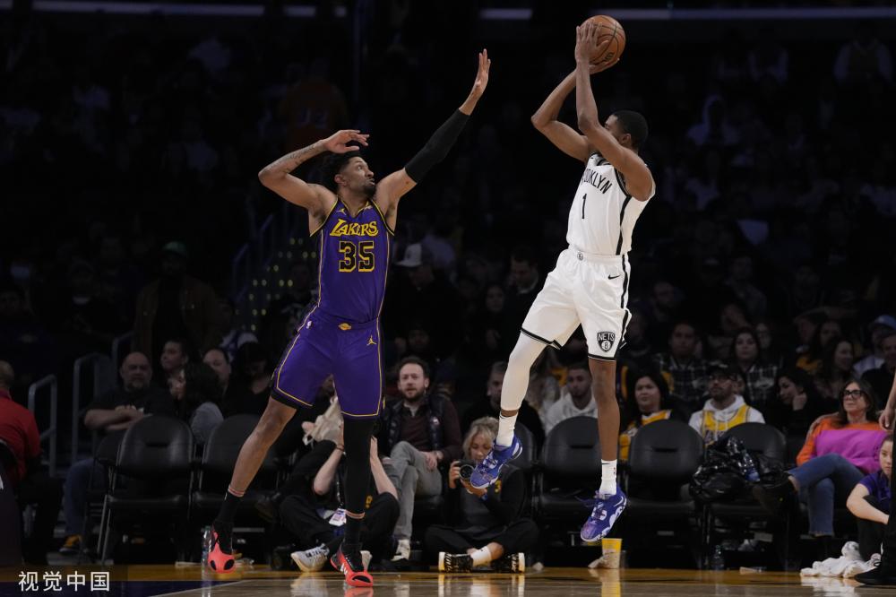 和球队坚持 和球队坚持